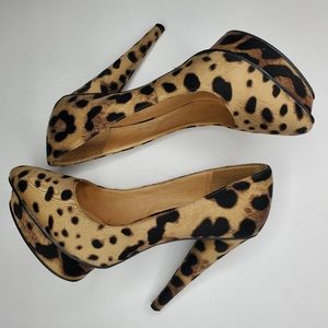 Leopard platform pump